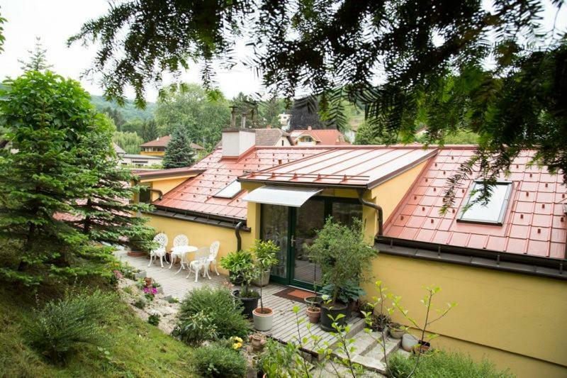 Villa Kreuthhof Appartements Клостернойбург Экстерьер фото