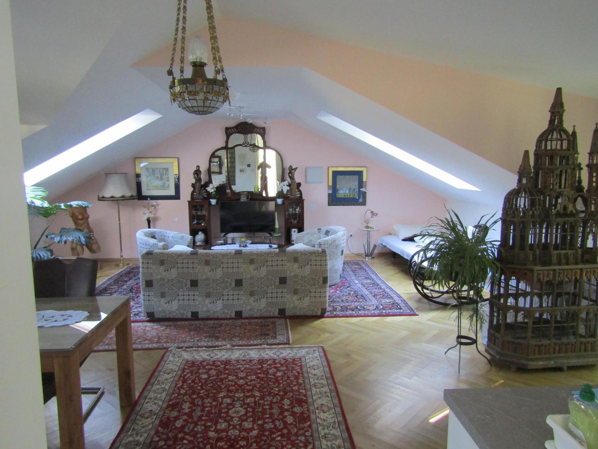 Villa Kreuthhof Appartements Клостернойбург Экстерьер фото